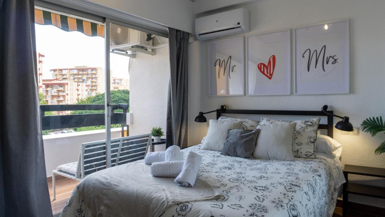 Home Corinto Beach Malaga ベナルマデナ エクステリア 写真